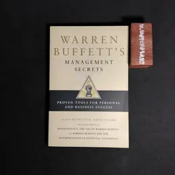 WARREN BUFFETT 'S MANAGEMENT SECRETS